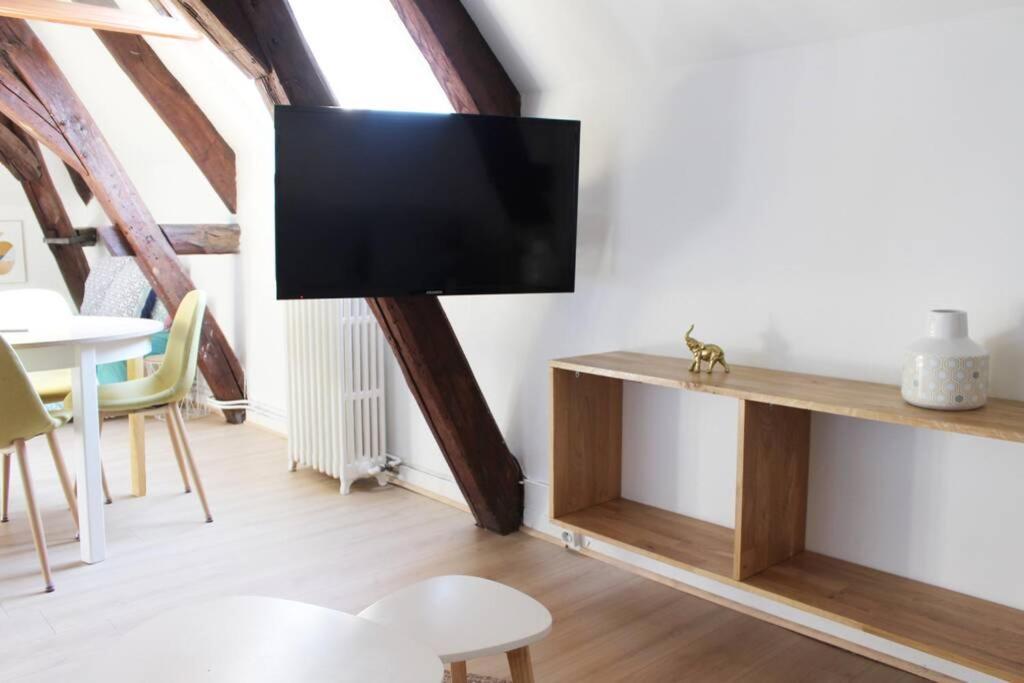 Apartment Cocon Plein Centre - Parking Prive